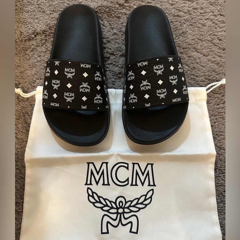 MCM Visetos Slide Sandal